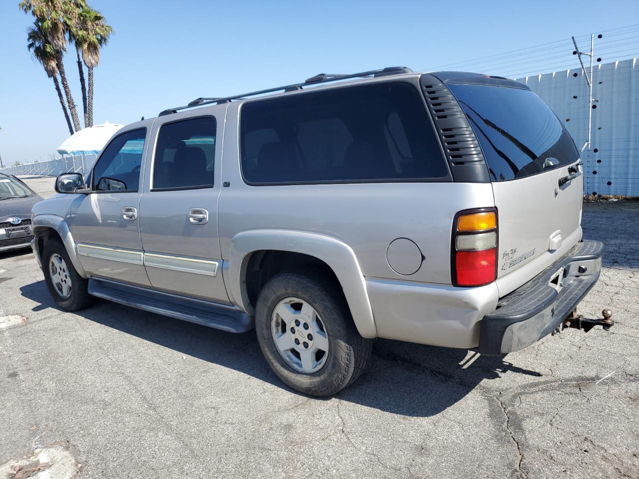 2006 Chevrolet Suburban at CA - Van Nuys: 3GNFK16Z76G