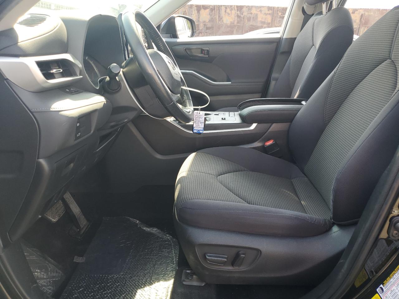 2022 Toyota Highlander L VIN: 5TDZZRAHXNS554057 Lot: 65375135