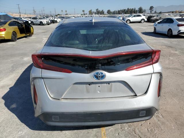  TOYOTA PRIUS 2018 Серебристый