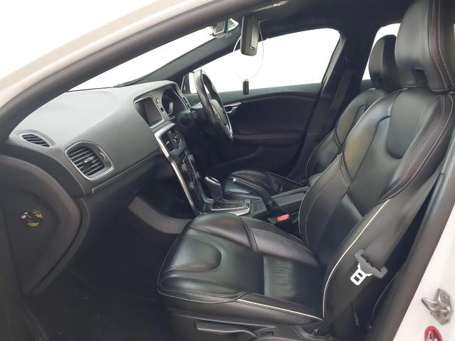 2016 VOLVO V40 R-DESI