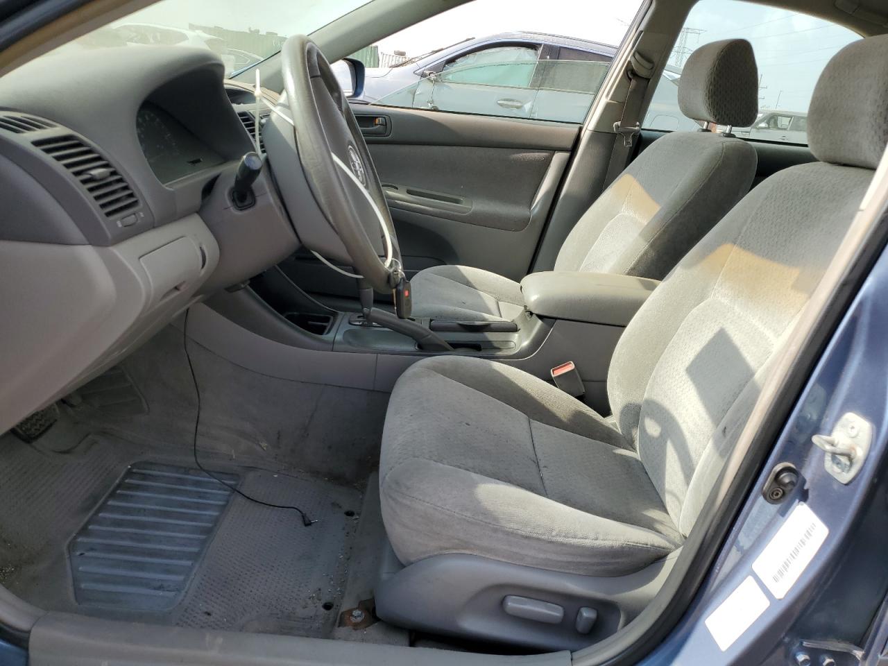 2003 Toyota Camry Le VIN: 4T1BE32K53U764414 Lot: 65963705