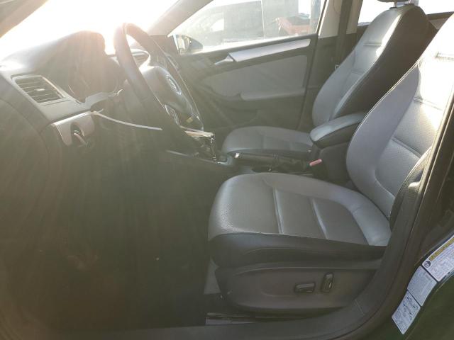 Sedans VOLKSWAGEN JETTA 2013 Czarny
