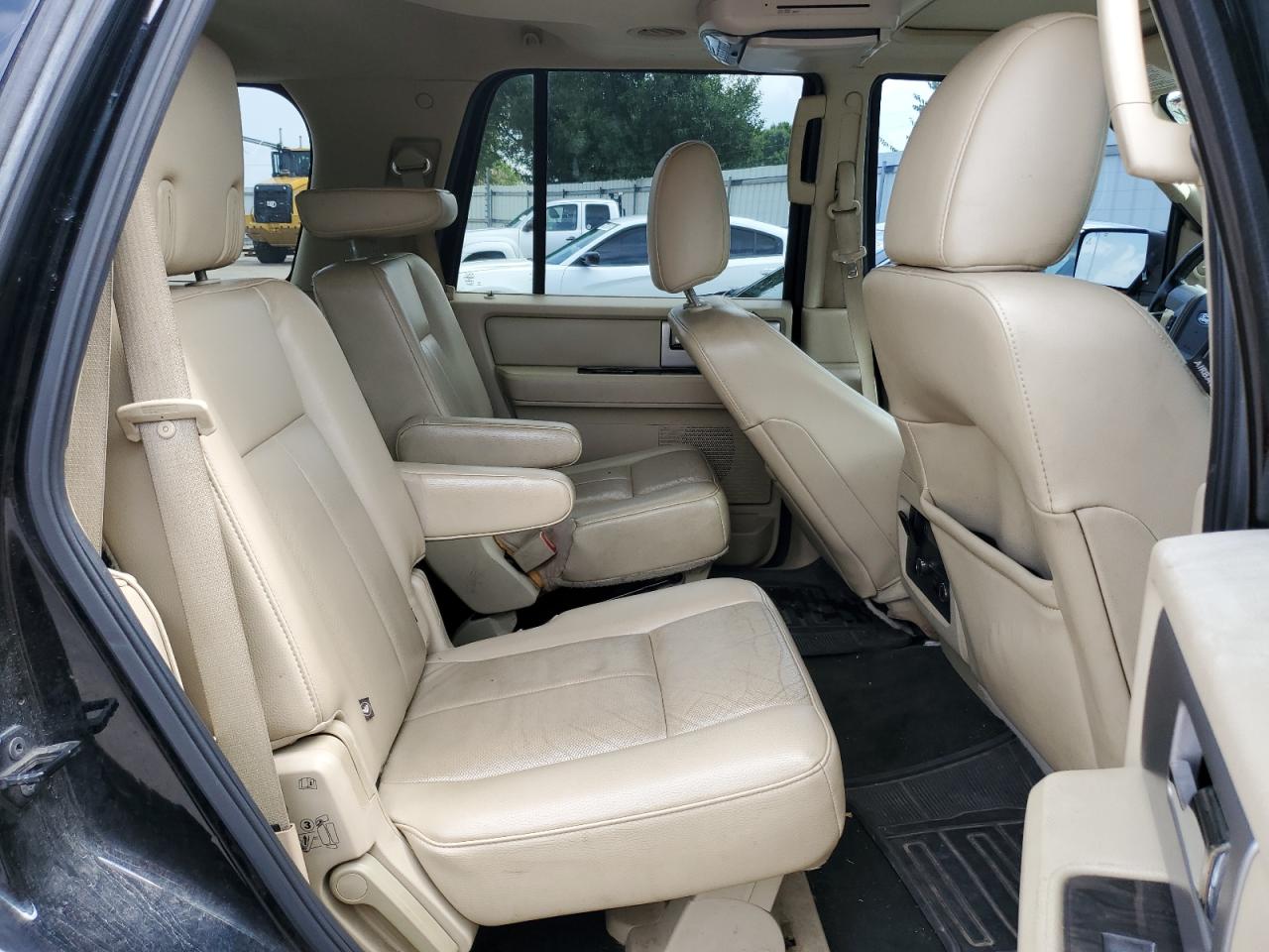2016 Ford Expedition Limited VIN: 1FMJU2AT8GEF42467 Lot: 63438565