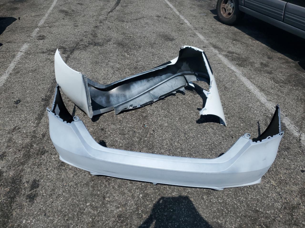 2020 Toyota Camry Se VIN: 4T1G11AK2LU952119 Lot: 63691965