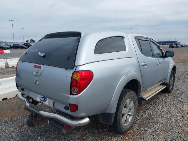 2009 MITSUBISHI L200 WARRI