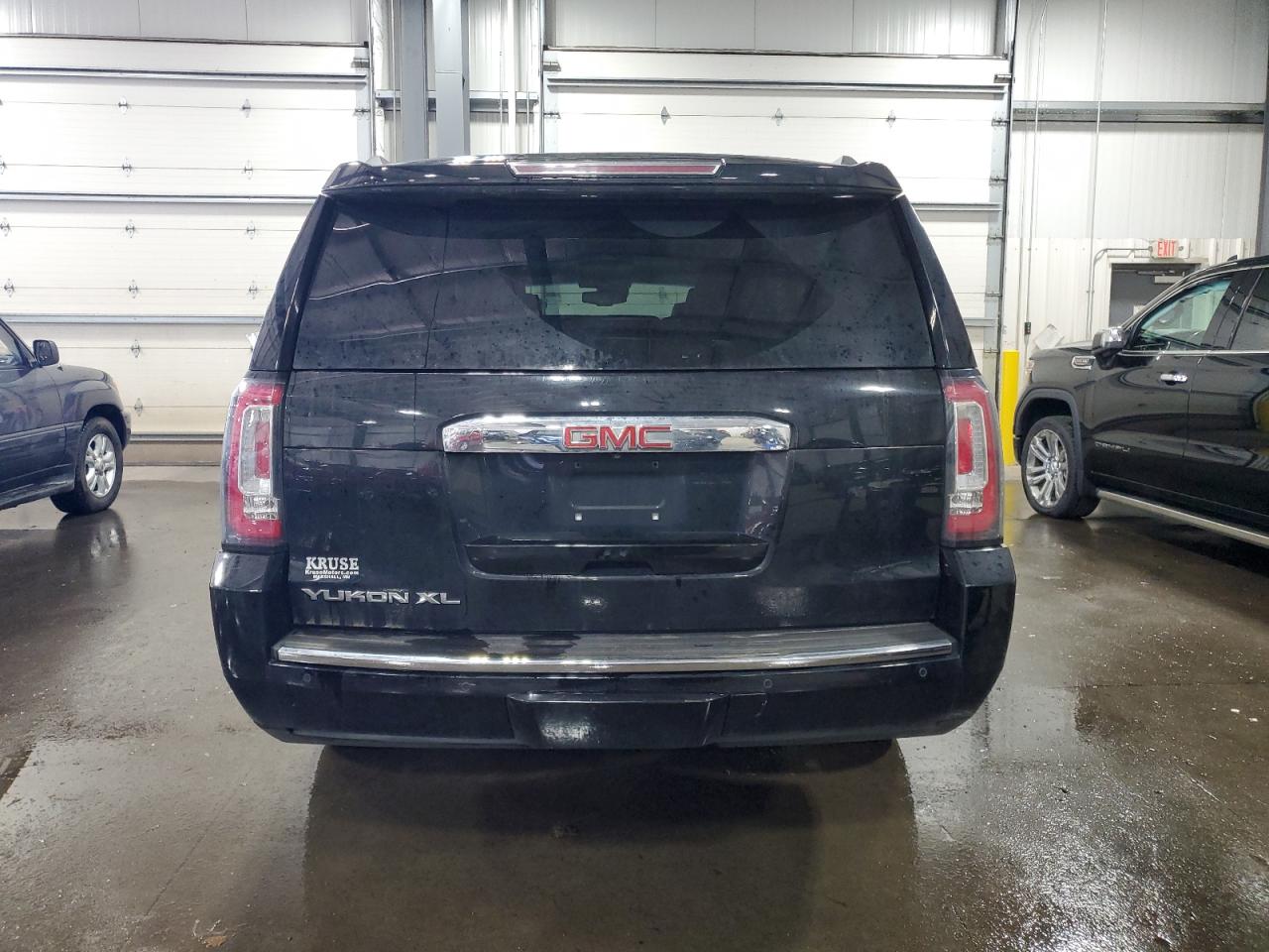 2015 GMC Yukon Xl Denali VIN: 1GKS2JKJ7FR642125 Lot: 63523685