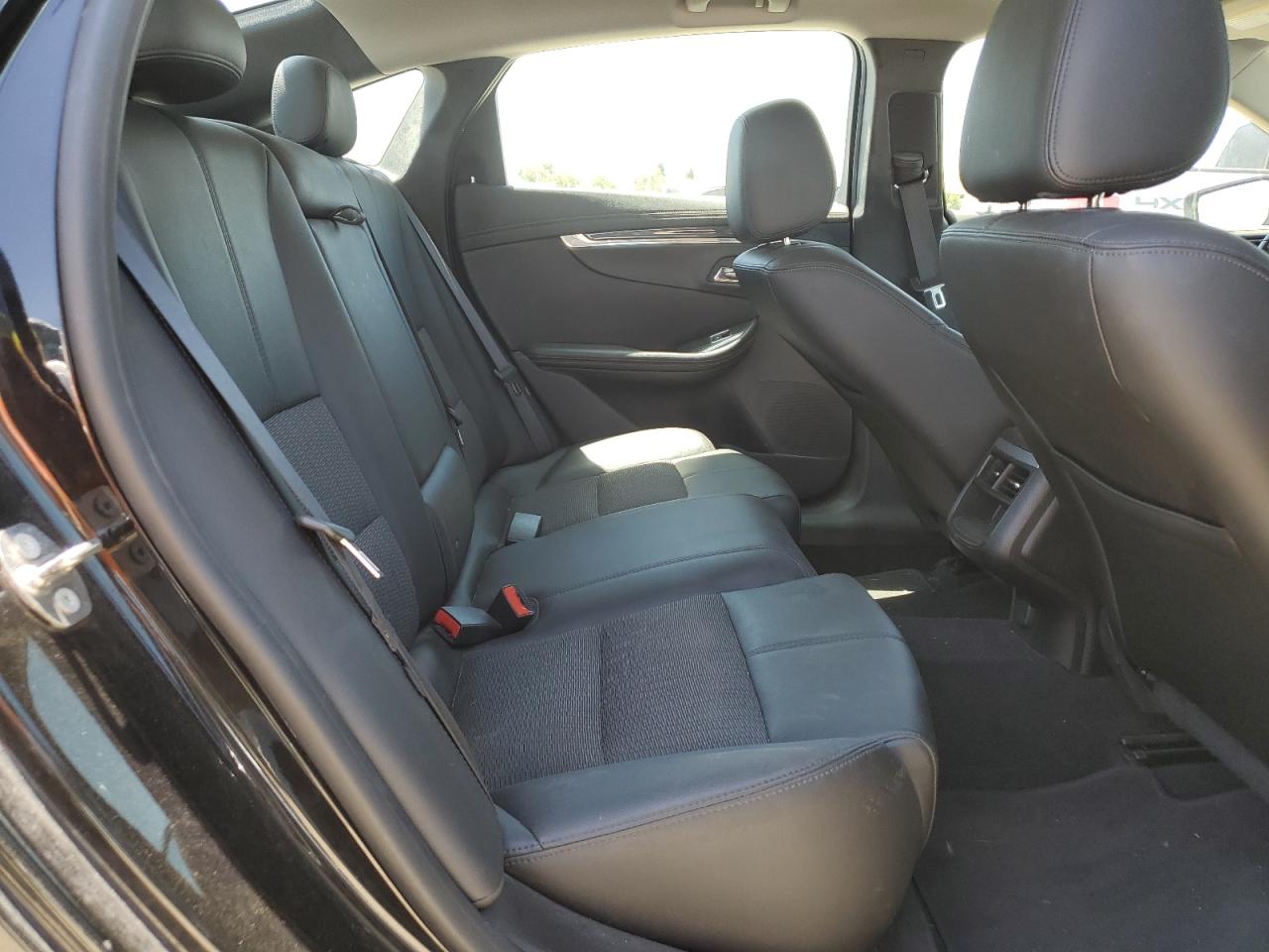 2018 Chevrolet Impala Lt VIN: 2G1105S31J9131155 Lot: 63090595
