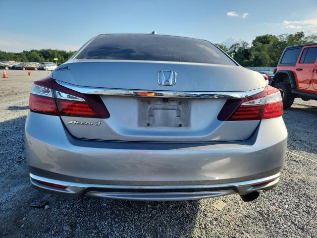 Седаны HONDA ACCORD 2017 Серебристый