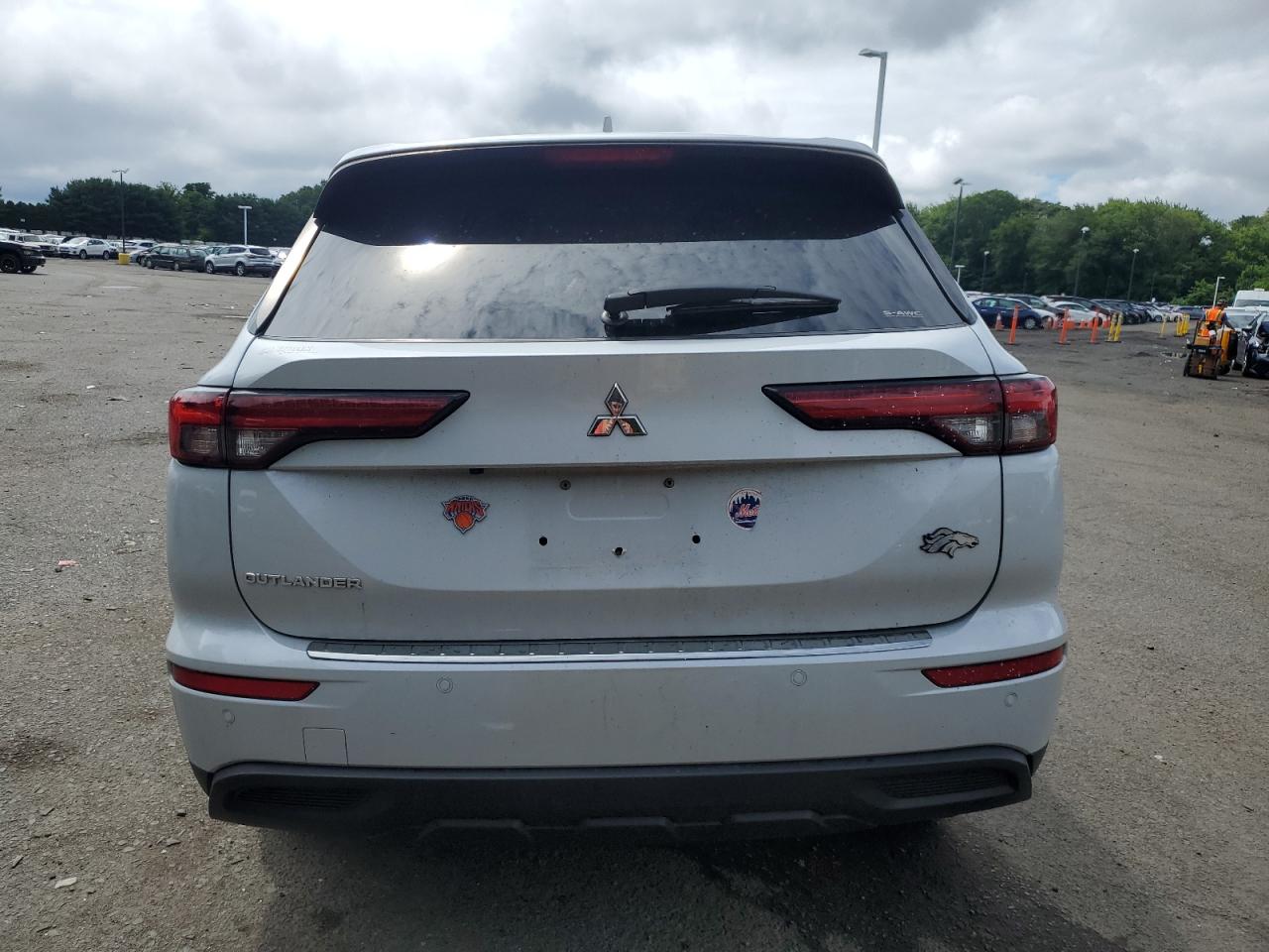 2022 Mitsubishi Outlander Es VIN: JA4J4TA85NZ041784 Lot: 63875325