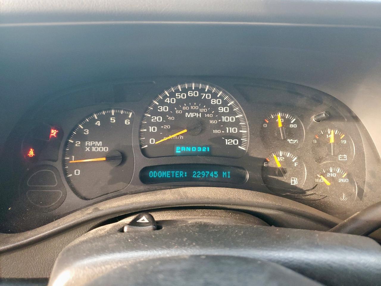 2004 Chevrolet Suburban C1500 VIN: 1GNEC16Z84J133055 Lot: 63046885