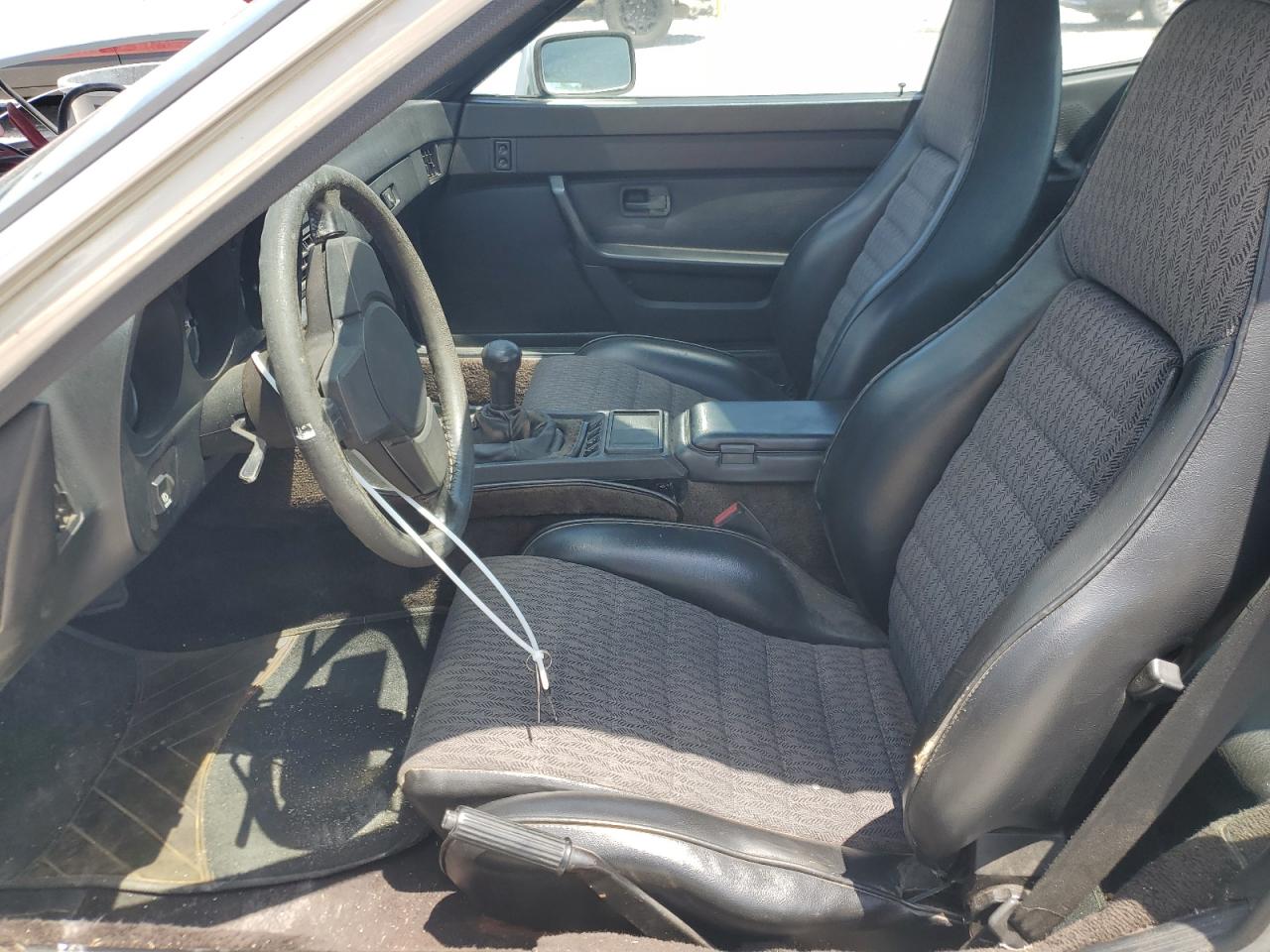 1980 Porsche 924 VIN: 92A0432210 Lot: 65783185