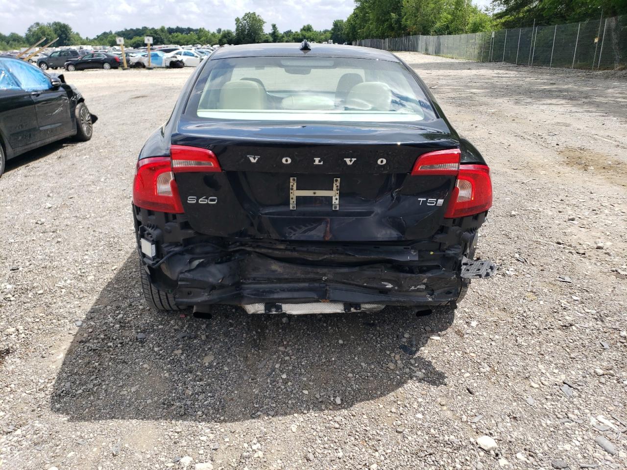 2016 Volvo S60 Platinum VIN: LYV402FM5GB090654 Lot: 63826525