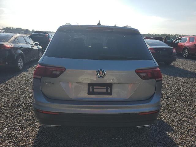  VOLKSWAGEN TIGUAN 2021 Серый