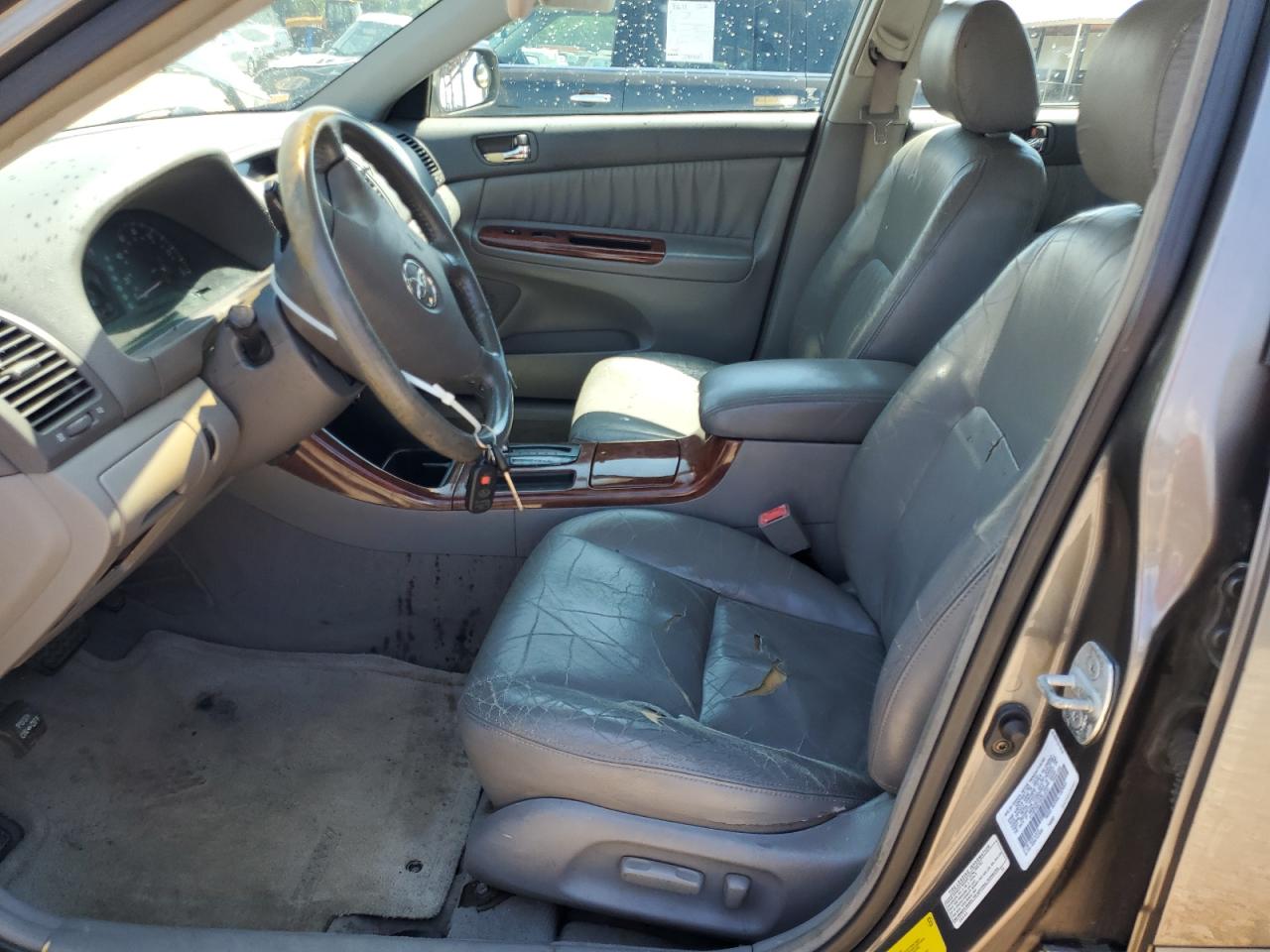 2002 Toyota Camry Le VIN: 4T1BF30K72U513151 Lot: 65325245