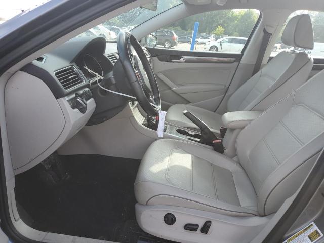  VOLKSWAGEN PASSAT 2016 Szary