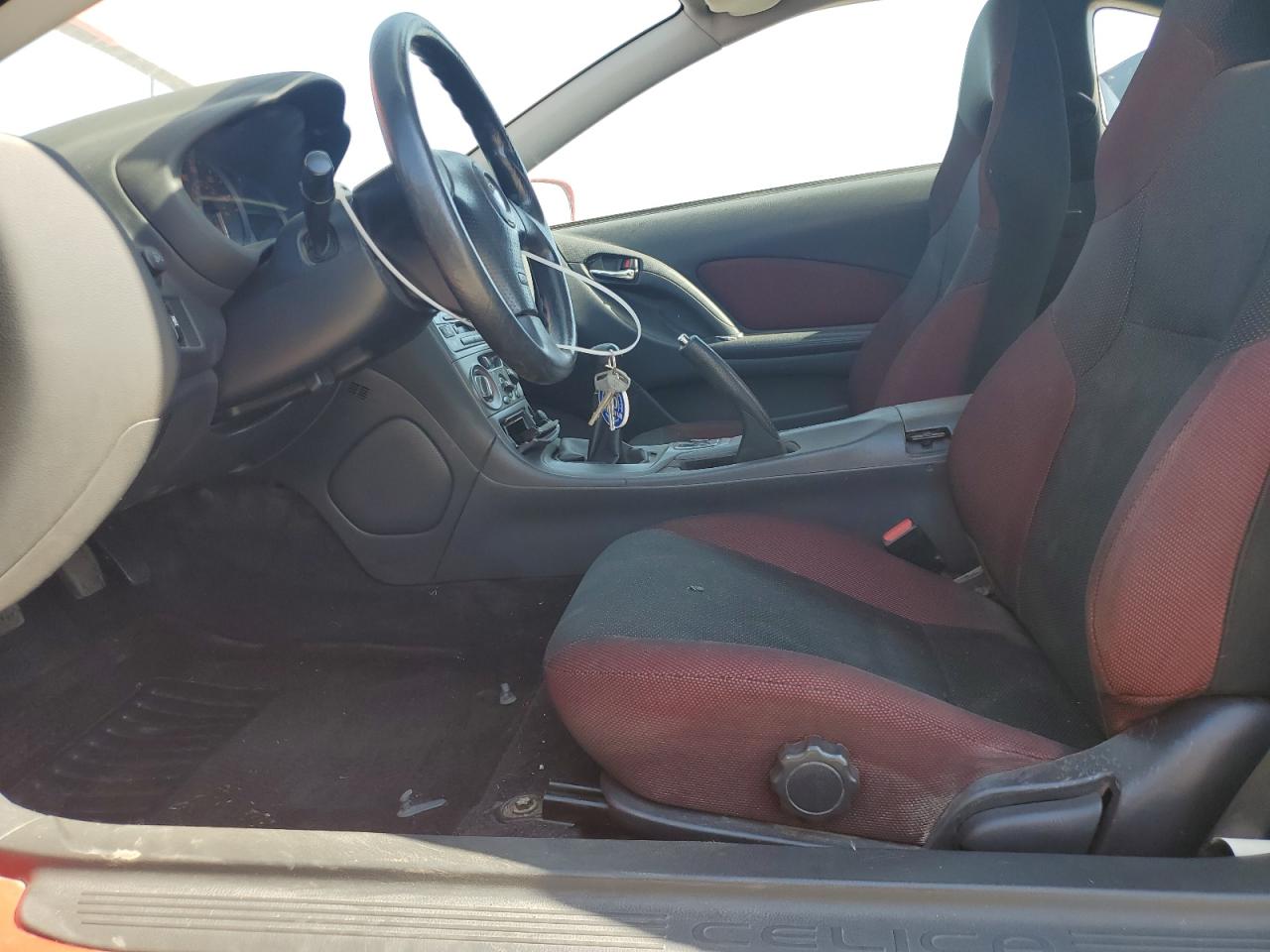 2003 Toyota Celica Gt VIN: JTDDR32T030151313 Lot: 63104345