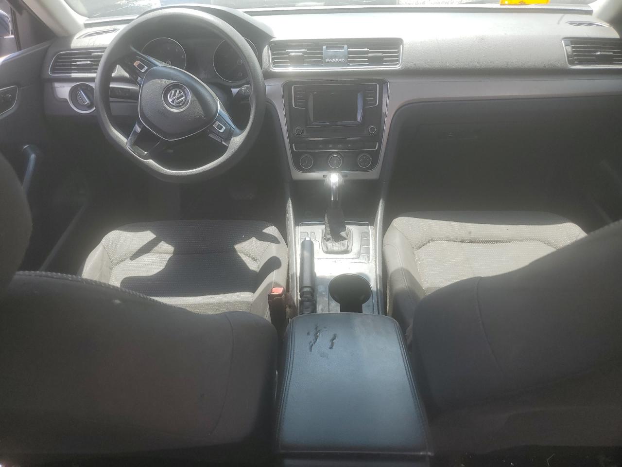 2018 Volkswagen Passat S VIN: 1VWAA7A32JC003692 Lot: 65476285