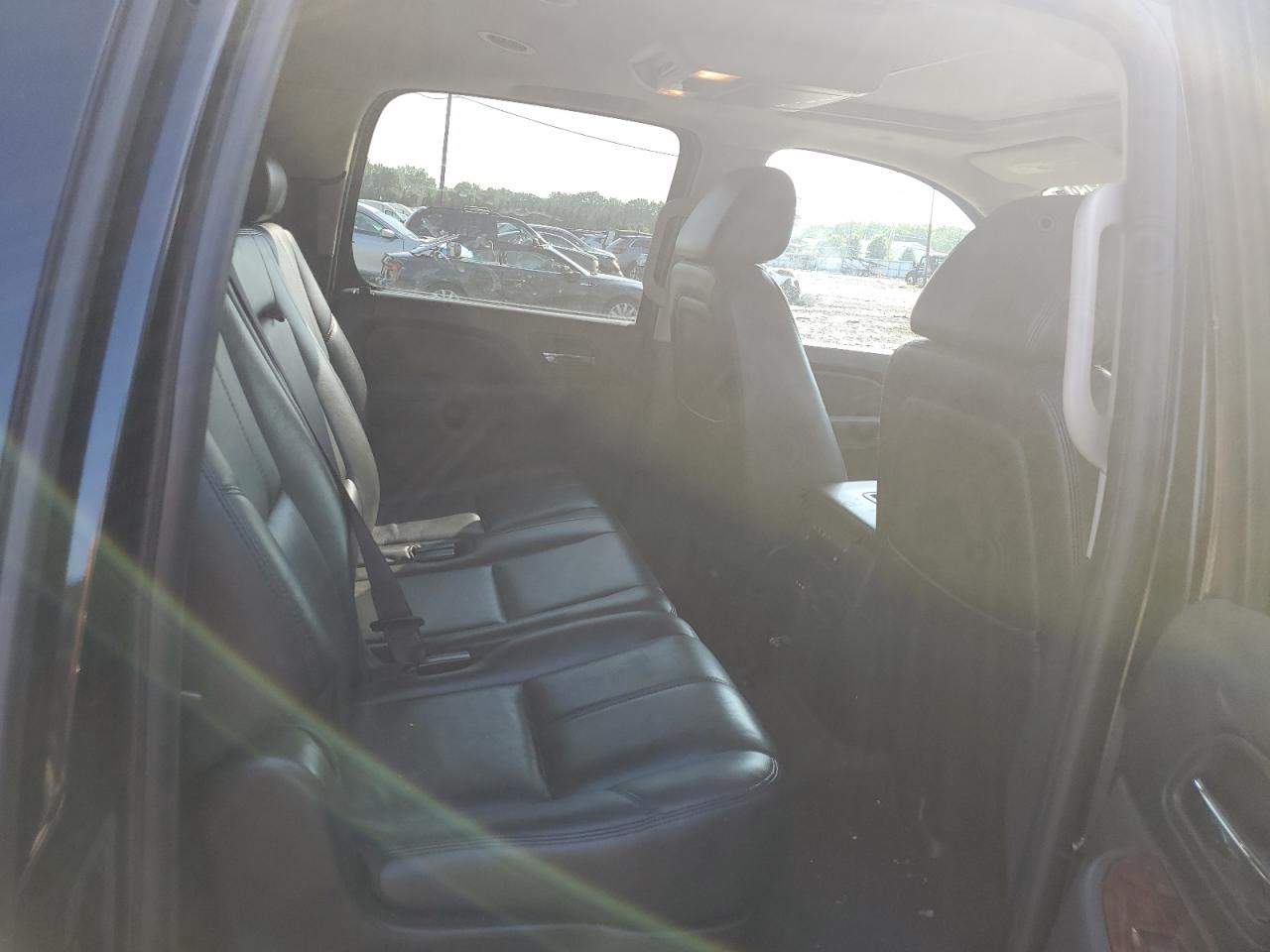 2009 Chevrolet Suburban K1500 Lt VIN: 1GNFK26349R260712 Lot: 62537685