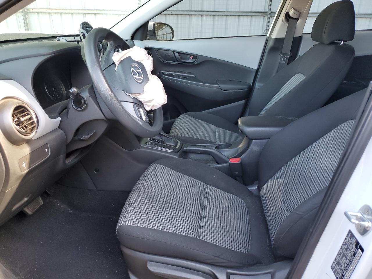 2018 Hyundai Kona Se VIN: KM8K12AA6JU120576 Lot: 65054605