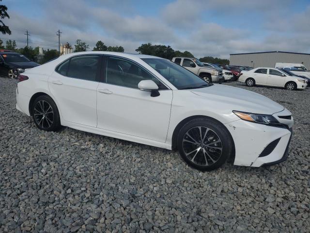  TOYOTA CAMRY 2019 Biały