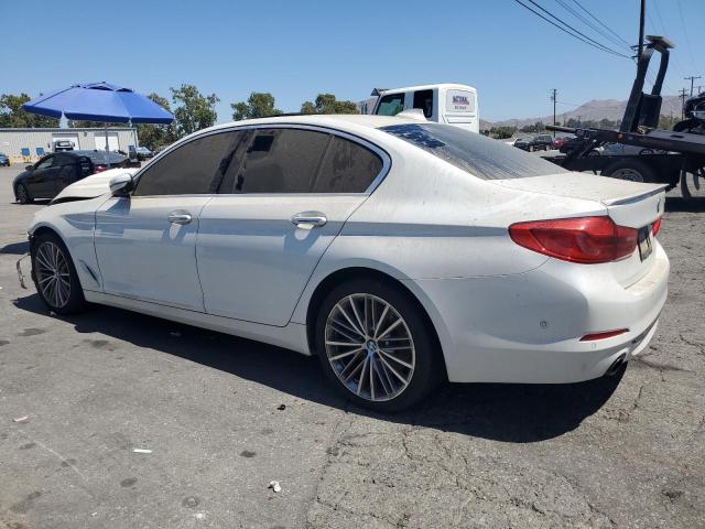  BMW 5 SERIES 2017 Белы