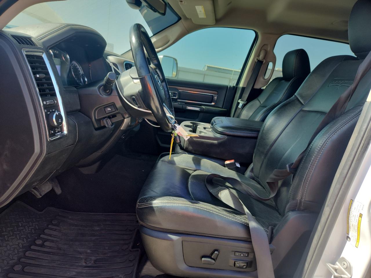 2018 Ram 2500 Laramie VIN: 3C6UR5NL2JG142720 Lot: 62519285