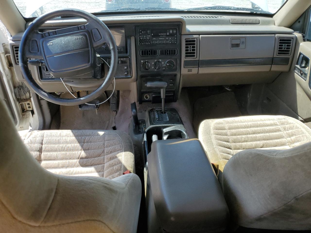 1994 Jeep Grand Cherokee Laredo VIN: 1J4GZ58S6RC310800 Lot: 64095725