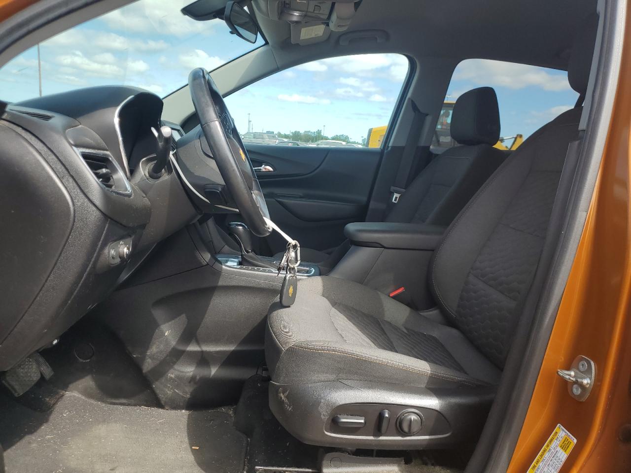 2018 Chevrolet Equinox Lt VIN: 2GNAXSEVXJ6213778 Lot: 65380835