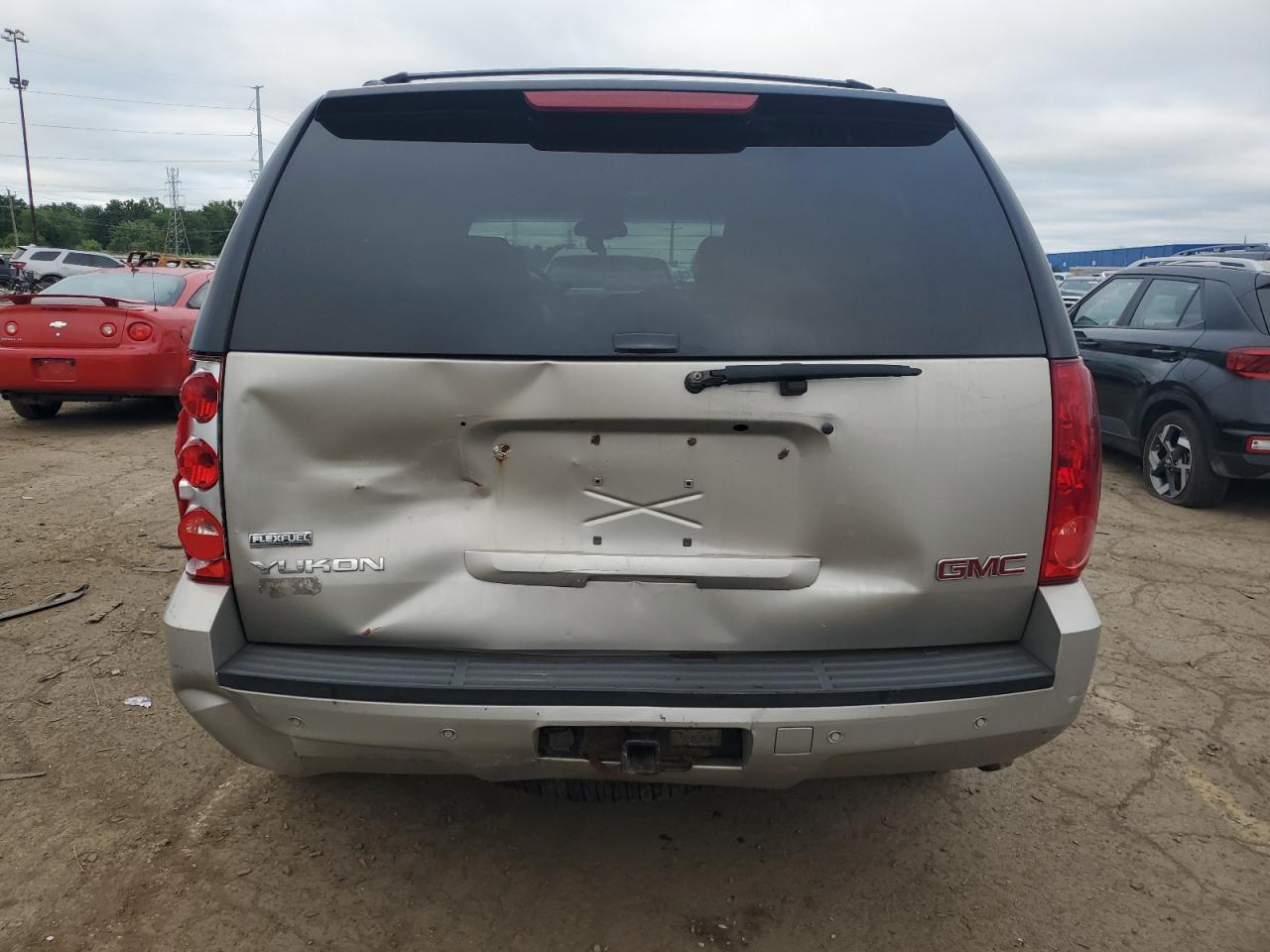2008 GMC Yukon VIN: 1GKFK13098R238351 Lot: 64624765