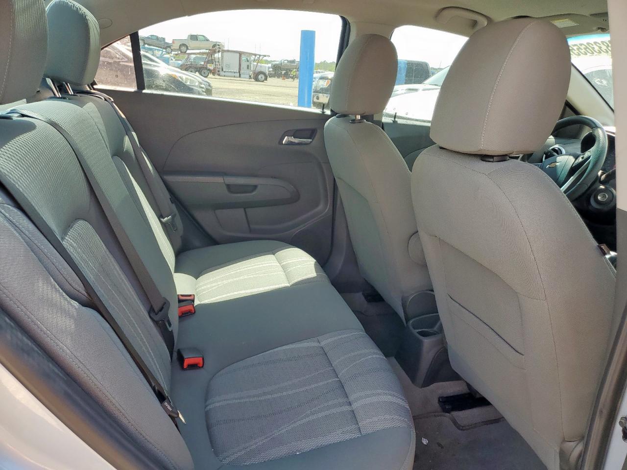 2018 Chevrolet Sonic Lt VIN: 1G1JD5SH8J4103811 Lot: 63833655
