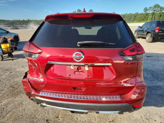  NISSAN ROGUE 2018 Czerwony