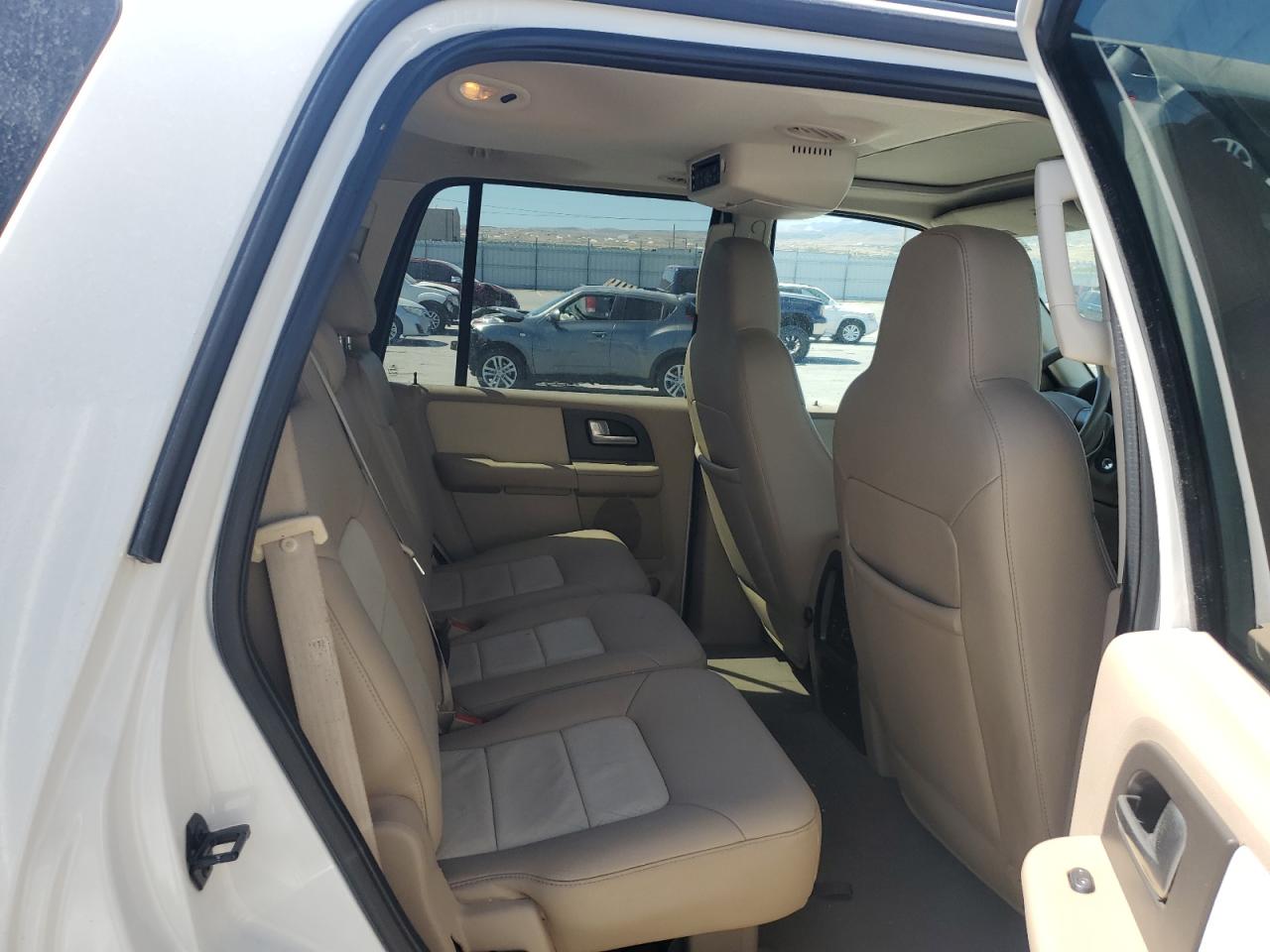 1FMFU18L93LC48751 2003 Ford Expedition Eddie Bauer