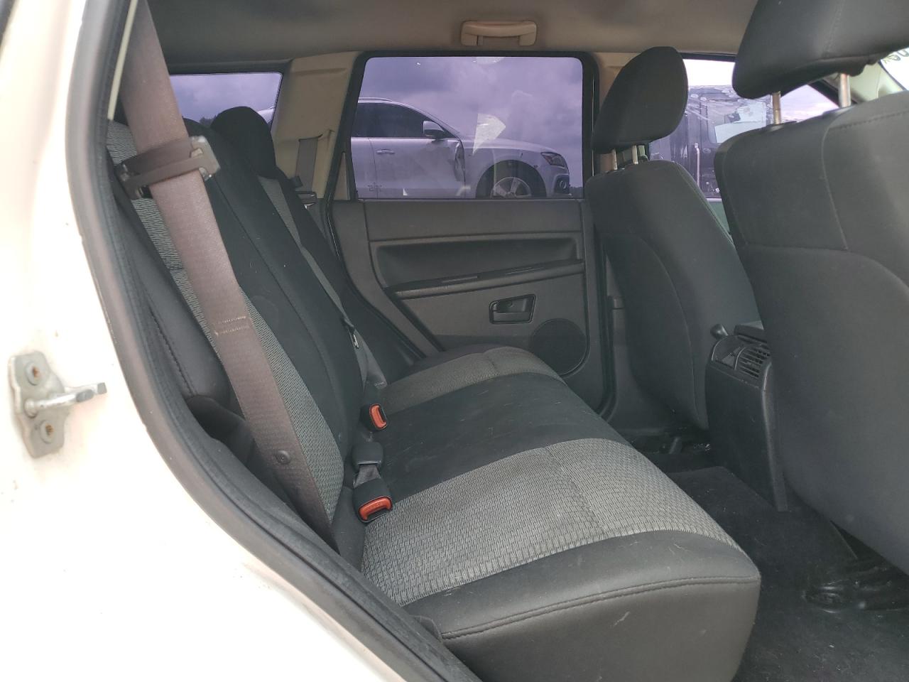 2008 Jeep Grand Cherokee Laredo VIN: 1J8GR48K18C213978 Lot: 65279235