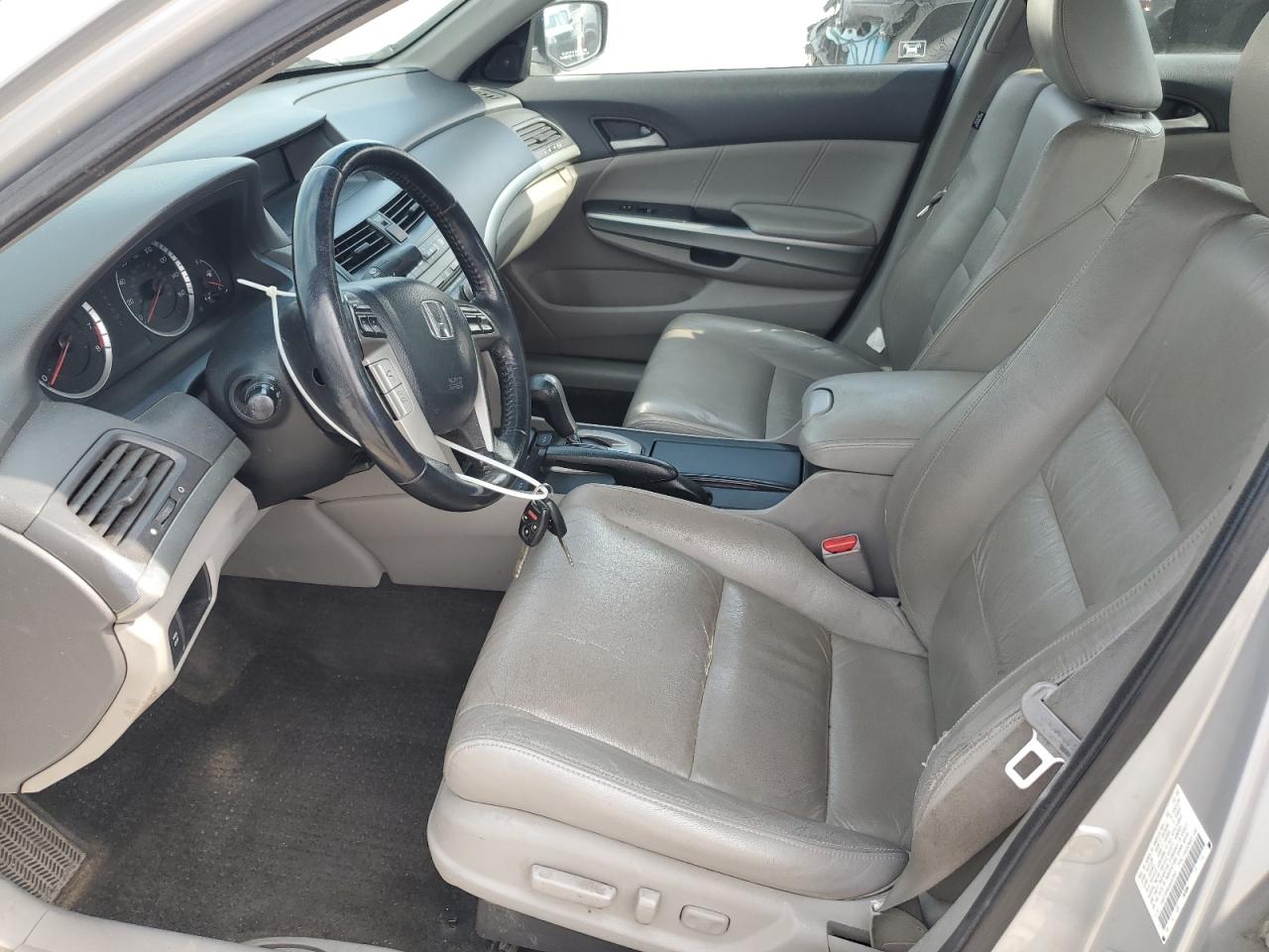 2010 Honda Accord Exl VIN: 1HGCP2F82AA037551 Lot: 64852625