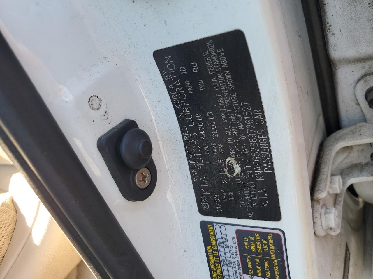 2009 Kia Rondo Base VIN: KNAFG528697261527 Lot: 64173965