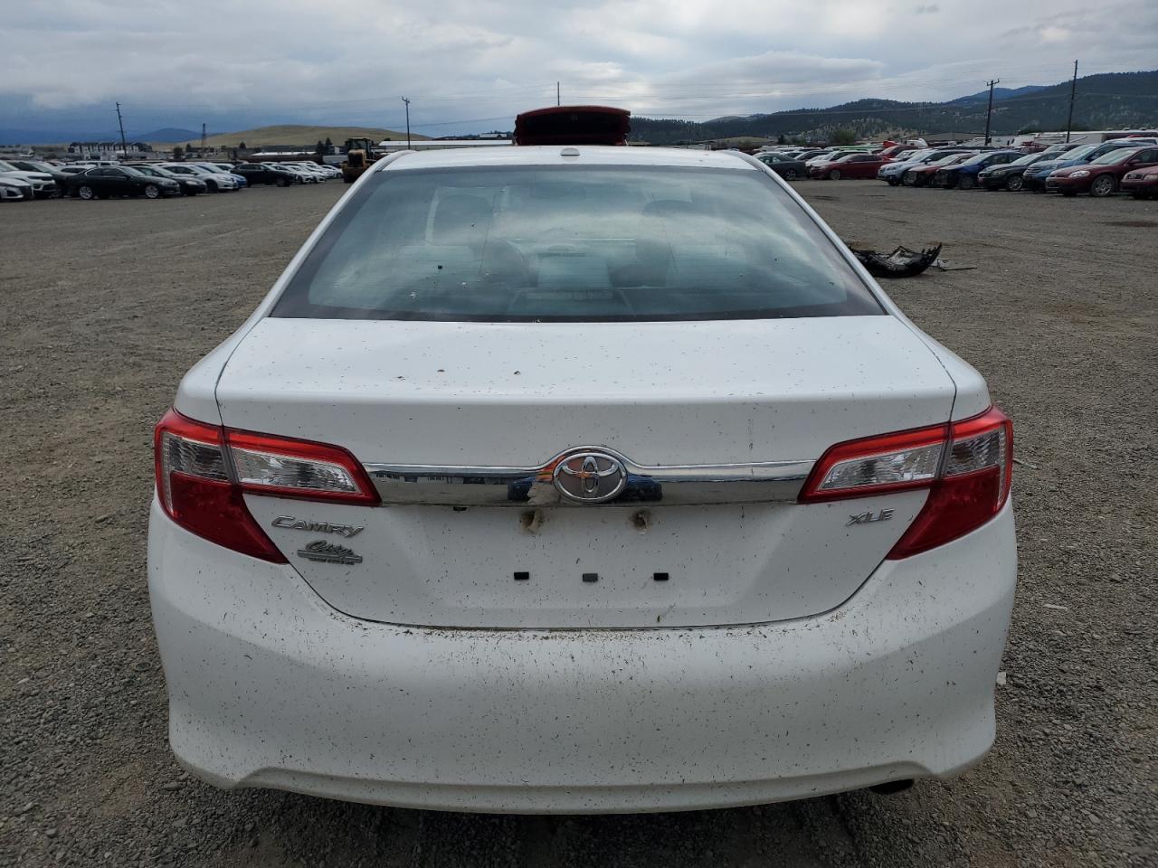 2014 Toyota Camry L VIN: 4T4BF1FK8ER384049 Lot: 65574225