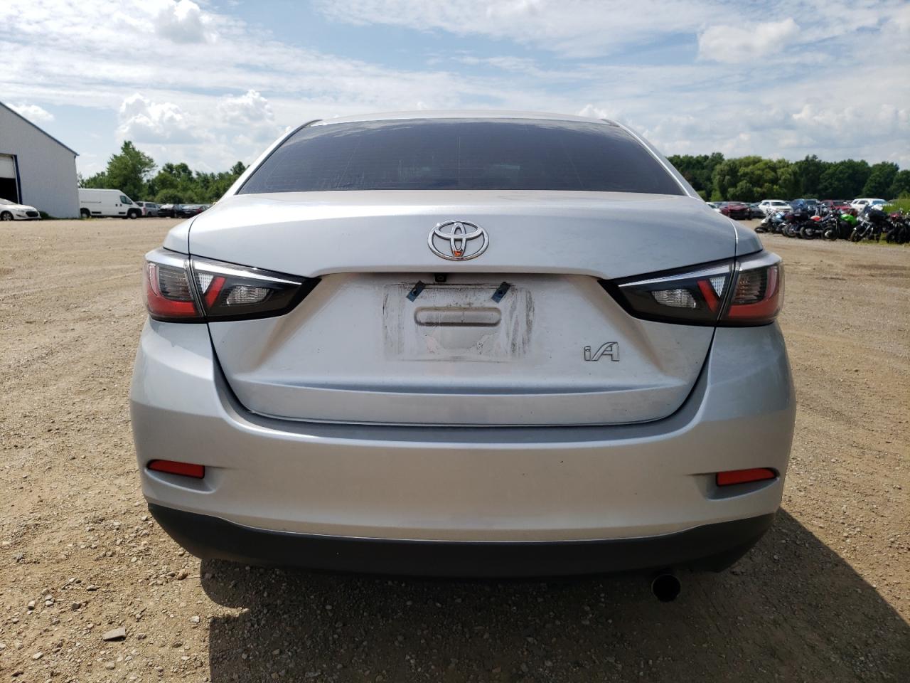2017 Toyota Yaris Ia VIN: 3MYDLBYV2HY166107 Lot: 64328155