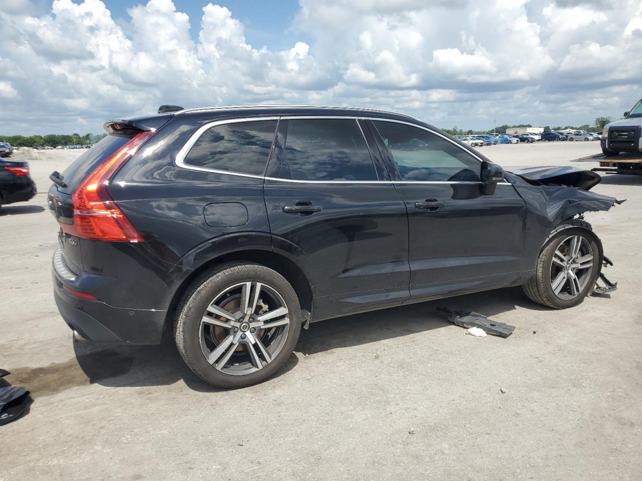 2018 Volvo Xc60 T6 Momentum VIN: YV4A22RKXJ1039105 Lot: 65590055