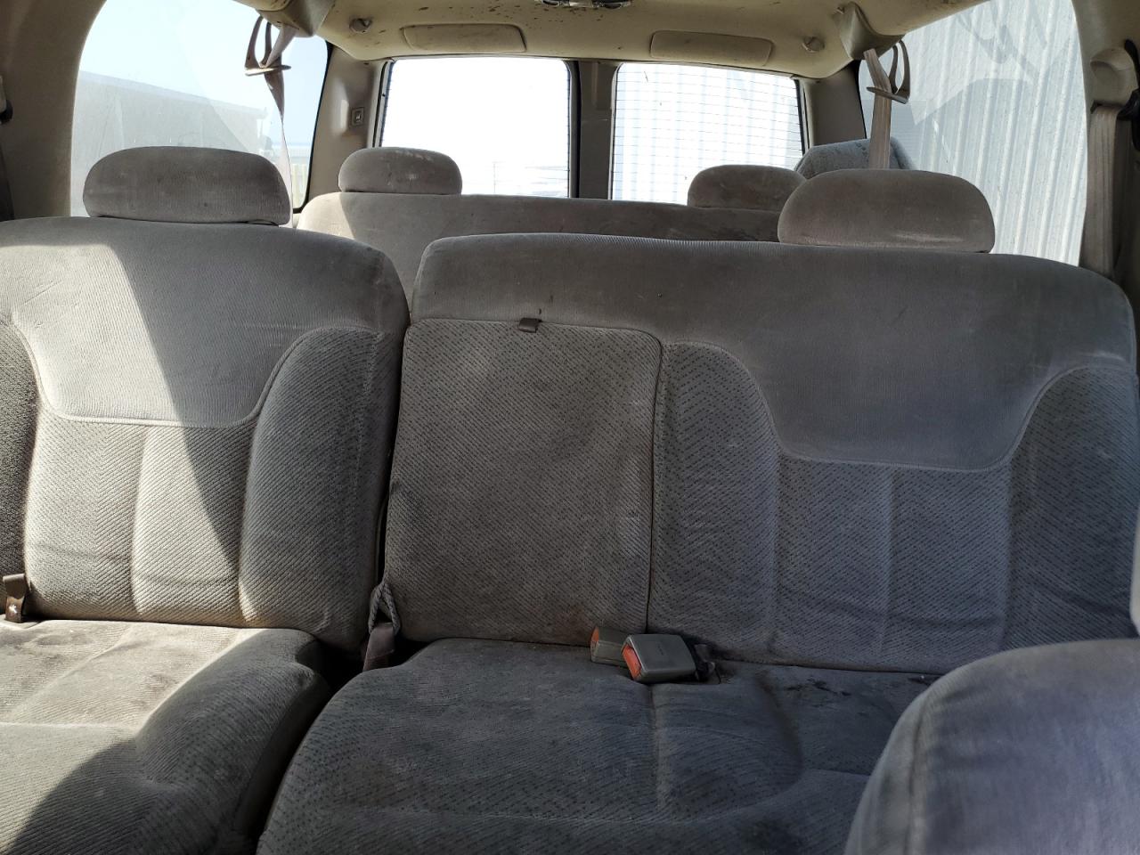 1999 Chevrolet Suburban C1500 VIN: 3GNEC16R3XG265260 Lot: 65757185