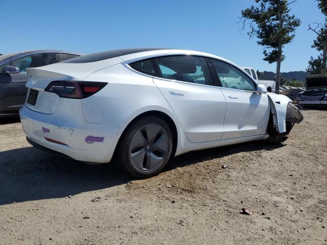  TESLA MODEL 3 2018 Белы