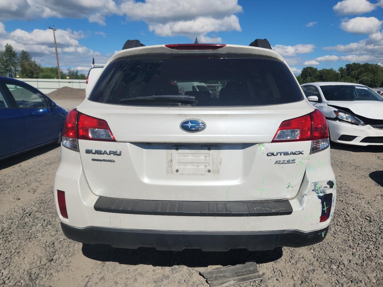 2013 Subaru Outback 2.5I Limited VIN: 4S4BRBKC1D3221429 Lot: 63527565