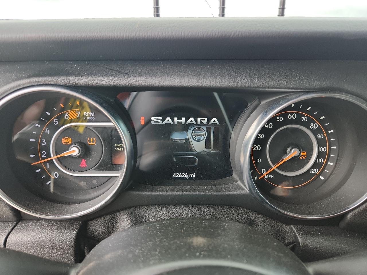 2021 Jeep Wrangler Unlimited Sahara VIN: 1C4HJXEN3MW563852 Lot: 65043775