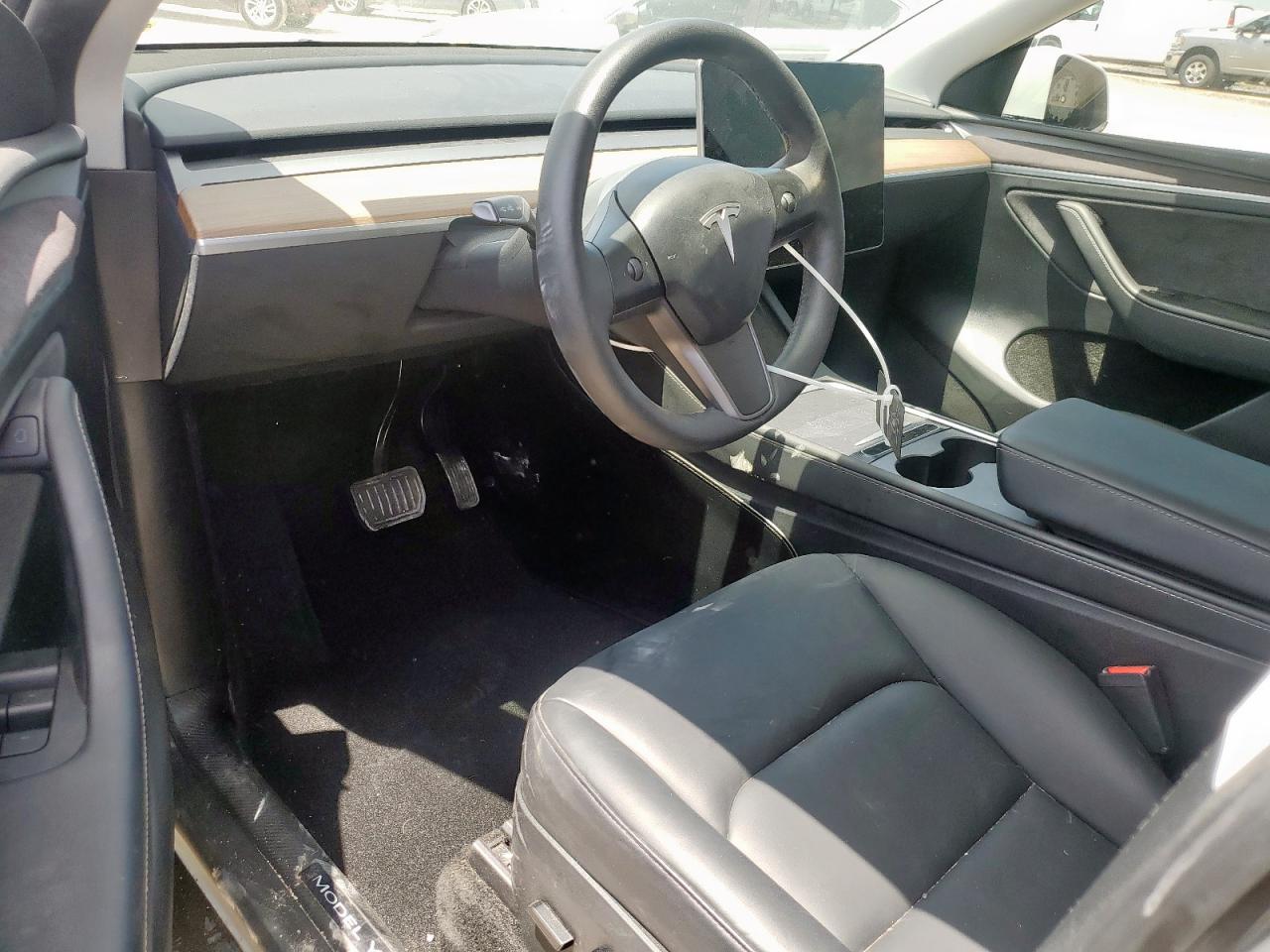 2023 Tesla Model Y VIN: 7SAYGDEE3PA131431 Lot: 65804975