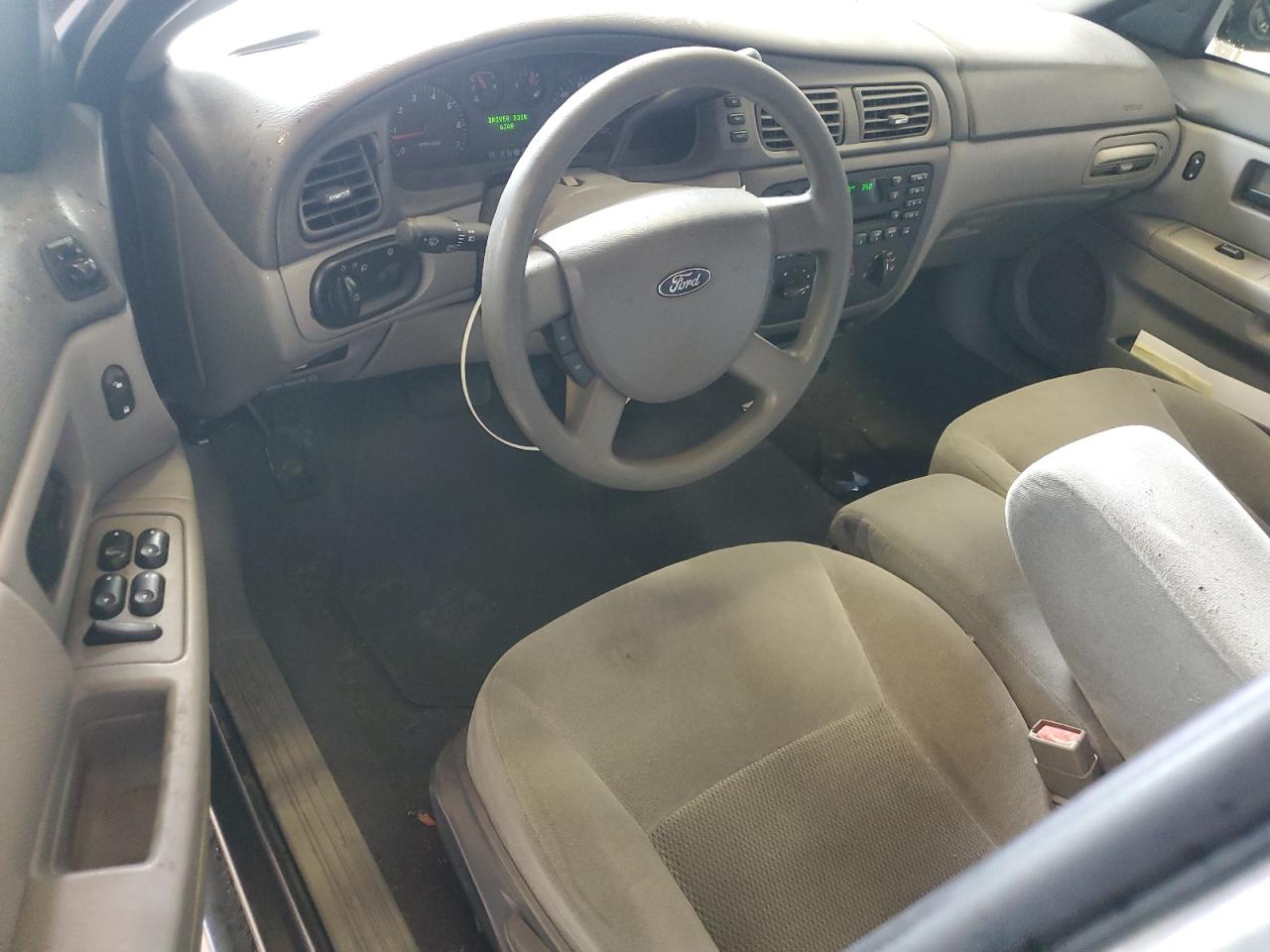2005 Ford Taurus Se VIN: 1FAFP53215A156233 Lot: 64512575