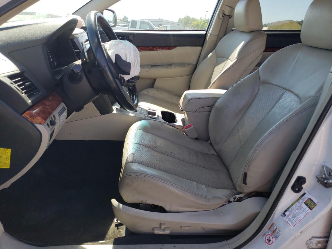 2011 Subaru Outback 2.5I Limited VIN: 4S4BRBKC1B3443515 Lot: 65702135