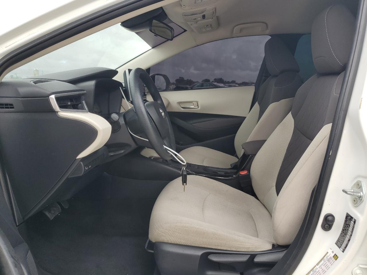 2021 Toyota Corolla Le VIN: 5YFEPMAE0MP236081 Lot: 63236045