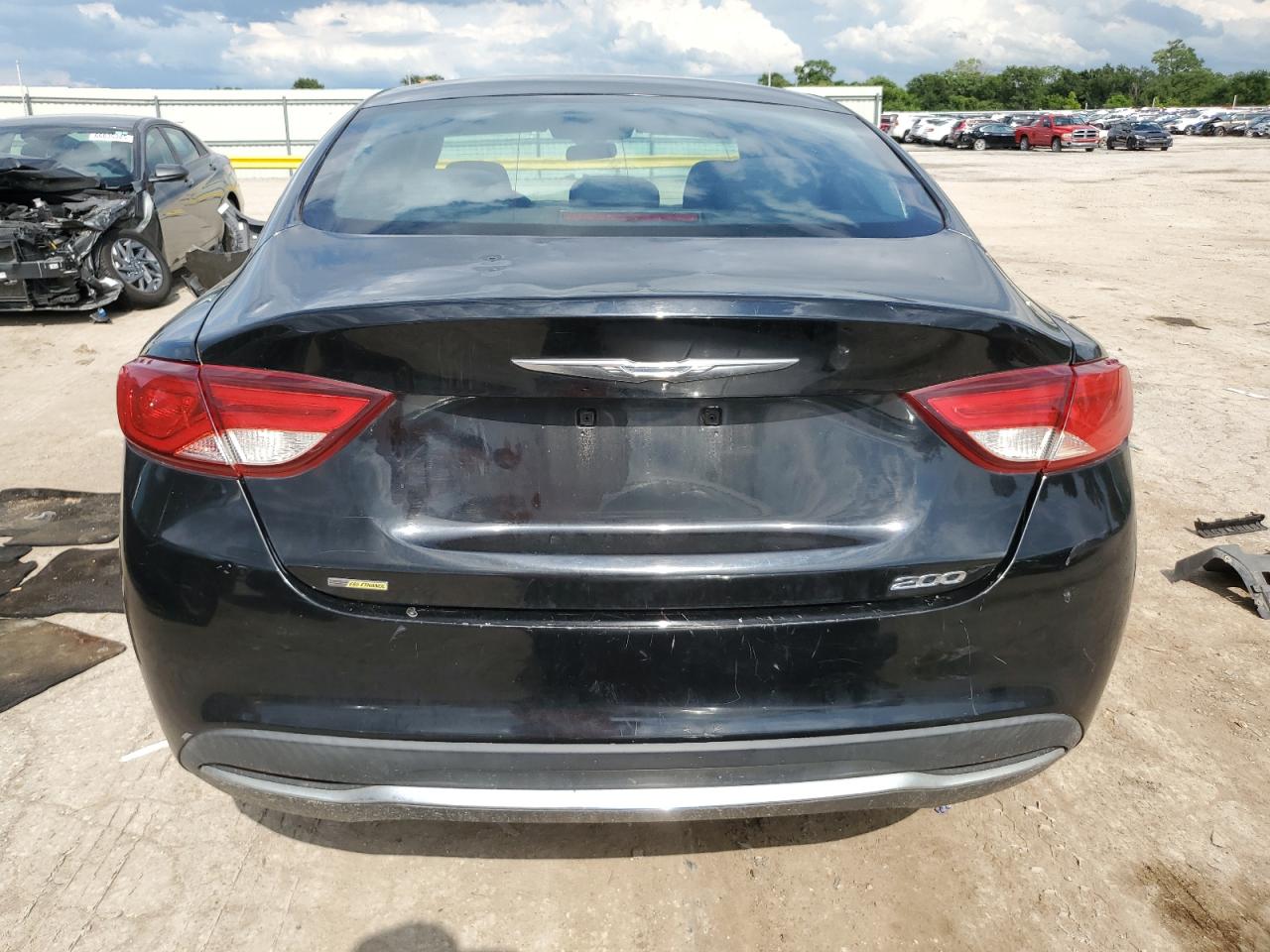 2015 Chrysler 200 Limited VIN: 1C3CCCAB4FN579399 Lot: 66567255