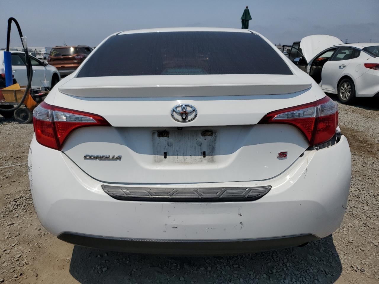 2016 Toyota Corolla L VIN: 5YFBURHE2GP466532 Lot: 64683685