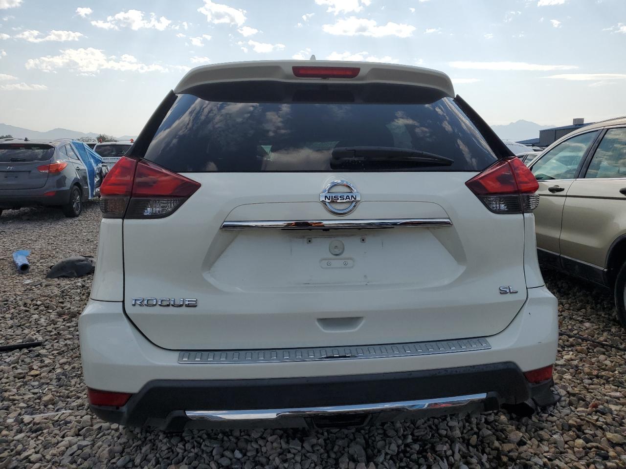 2017 Nissan Rogue S VIN: 5N1AT2MT0HC782365 Lot: 65398095