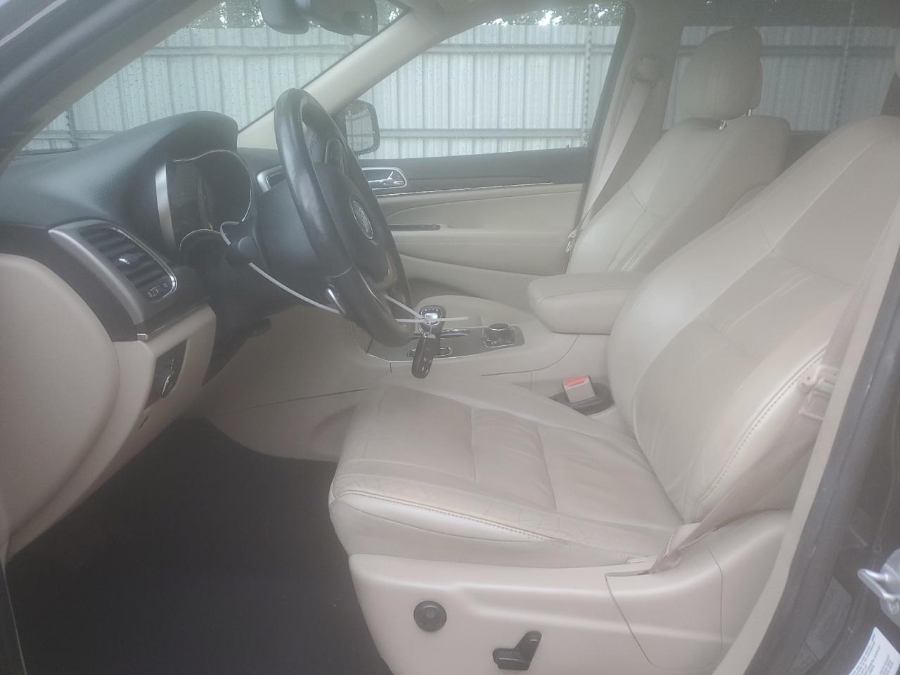 2015 Jeep Grand Cherokee Limited VIN: 1C4RJFBG2FC613715 Lot: 65748125